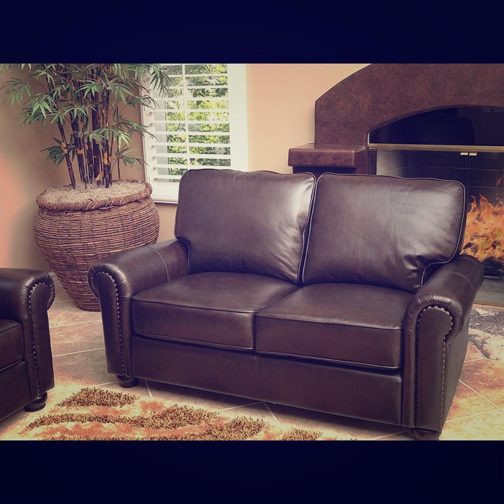 Abbyson Wilshire Italian Leather Loveseat, NEW
